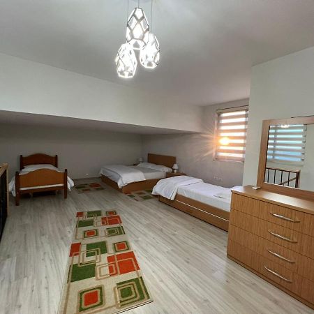 Shkodra Duplex Apartment Bagian luar foto