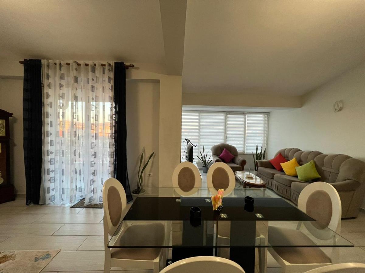 Shkodra Duplex Apartment Bagian luar foto